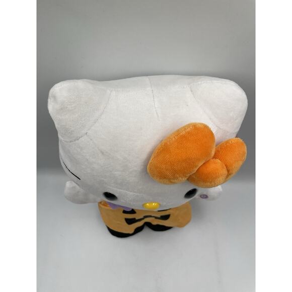 Hello Kitty Sanrio Pumpkin Halloween Side Stepper “Spooky Melody”🎵 🎶 NEW - Picture 5 of 12